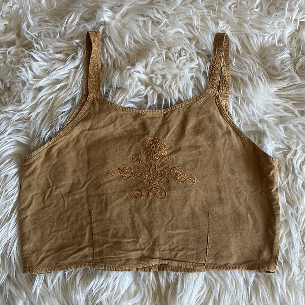 Embroidered Crop Top - Picture 3 of 3